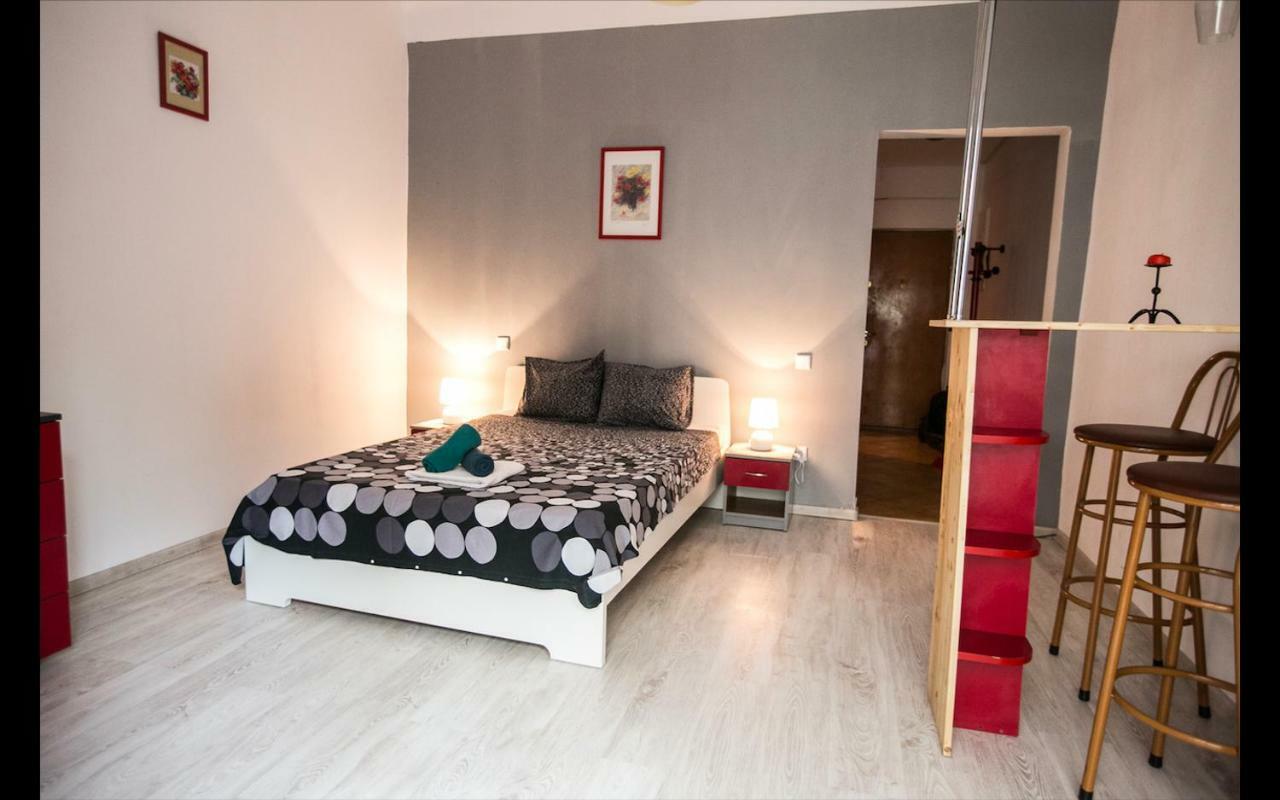 Cismigiu Garden Studio Apartman Bukarest Kültér fotó