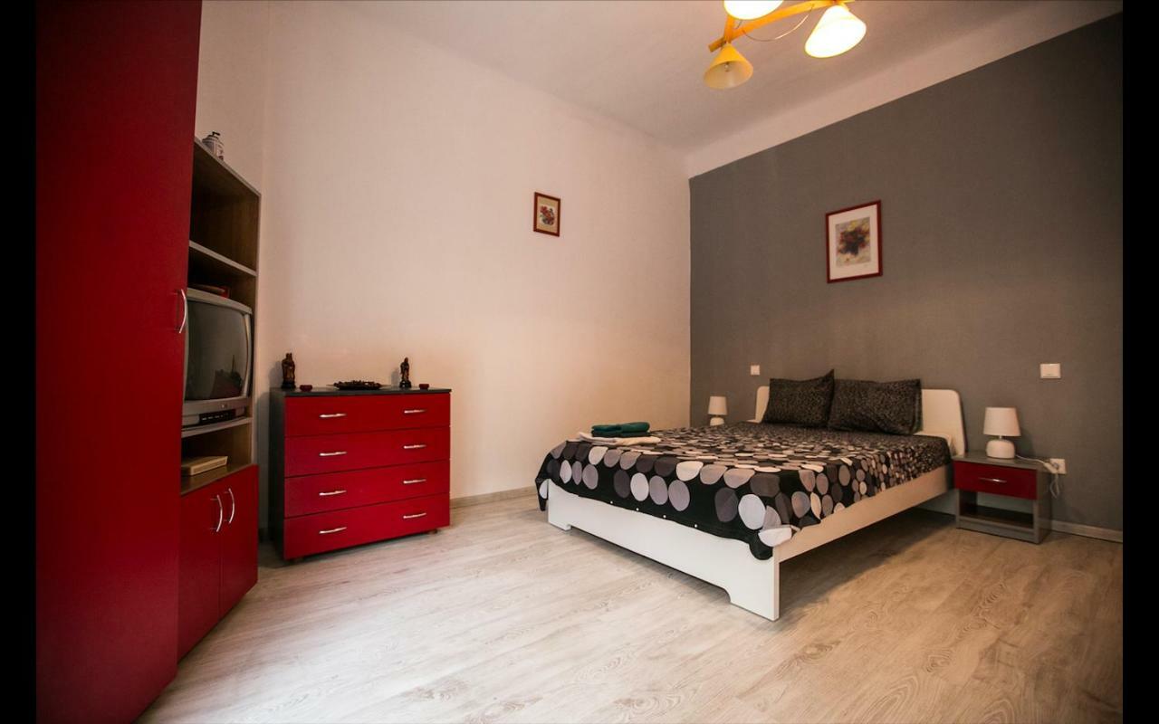 Cismigiu Garden Studio Apartman Bukarest Kültér fotó