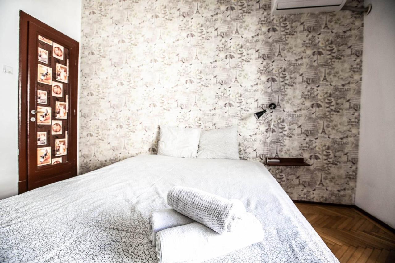 Cismigiu Garden Studio Apartman Bukarest Kültér fotó